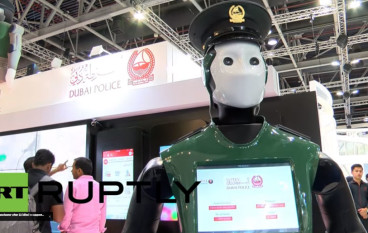 【睇得唔打得】冇枪Robocop迪拜首个机械警察“出更”