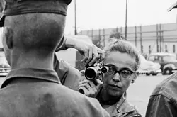 跨越二战至越战，美国女战地摄影师逝世50周年！