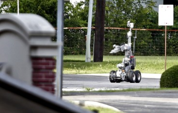 警察用机器人击杀匪徒惹争议