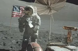 8,000张NASA阿波罗登月相片慢慢睇！