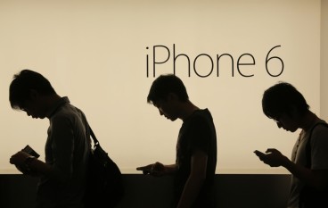 美政府要求Apple为12部iPhone解锁