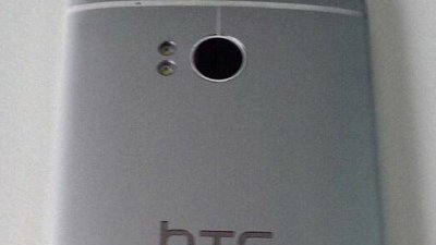 HTCM8真机流出：双LED闪灯双镜头成卖点