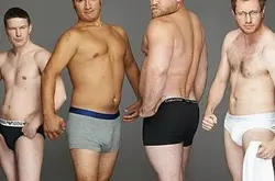 重口味对比？肌肉男模换成“真男人”的内裤广告作品
