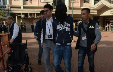 警元朗拘18岁男涉骗取4部iPhone