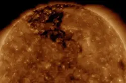 看太阳 就知道是否有致命太阳耀斑和日冕物质抛射