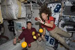航天员飞往太空之前都会将手指甲拔掉 为啥？网友：后果这么严重？