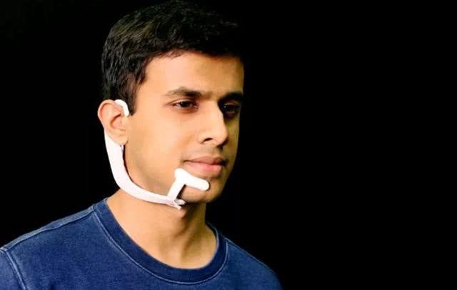 科技：麻省理工学院发明新耳机 能读懂你脑海中所说的话