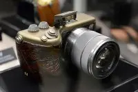 哈苏不再生产贴牌Sony相机