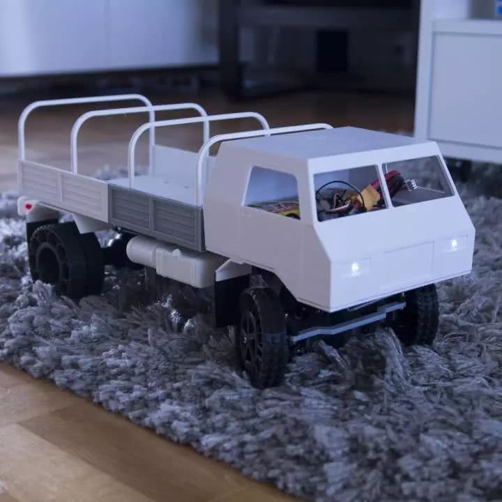 这可能是你见过的还原度最高的3D打印遥控卡车