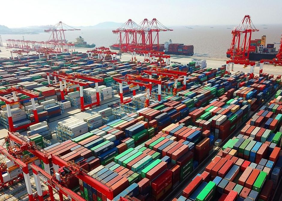 揭秘世界最大的自动化港口码头 每年可运送货物1.36亿吨