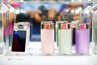Sony“香水瓶”自拍神器香港正式开始预订售价港币6990元