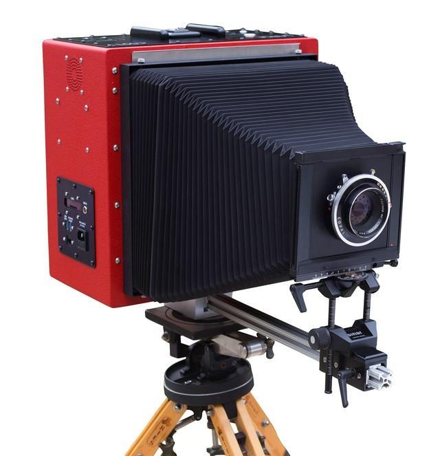数码大画幅 largesense推出LS911数码相机