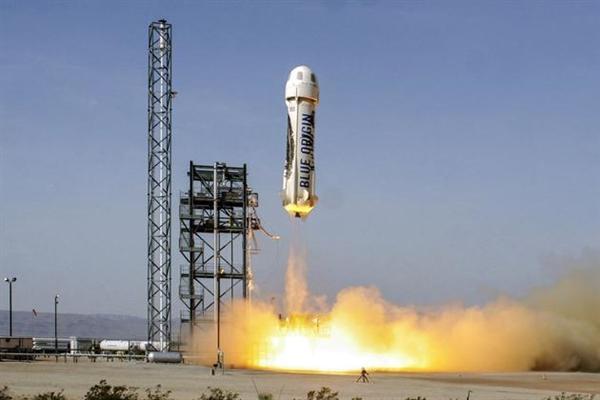 贝索斯旗下航天公司新年第一次发射圆满成功：能反复回收