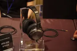 2018中野春季耳机祭：运用保温瓶真空技术的膳魔师旗下耳机品牌VECLOS展示两款原型耳罩耳机产品