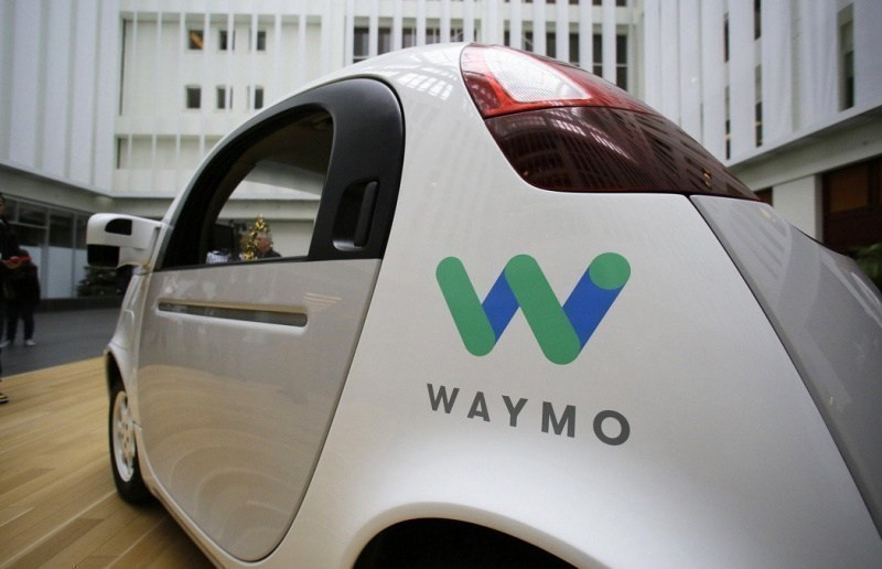 自驾车也人性化Waymo推“温柔”驾驶模式专利可手动或自动放慢行驶车速