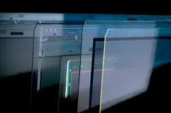 康宁IrisGlass针对大尺寸屏幕电视设计让电视不只薄、屏幕面板显色效果更真实也更明亮