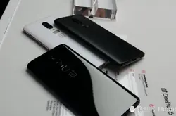 OnePlus6开箱第一印像：设计篇 一贯的地平线及弧度设计