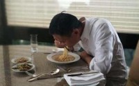 中国首富每天吃什么？马云泡面配咸菜