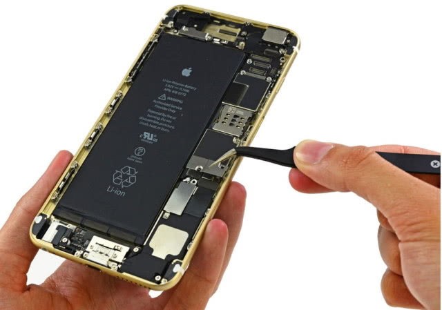 苹果公司为2017年更换iPhone电池的用户进行差额退款