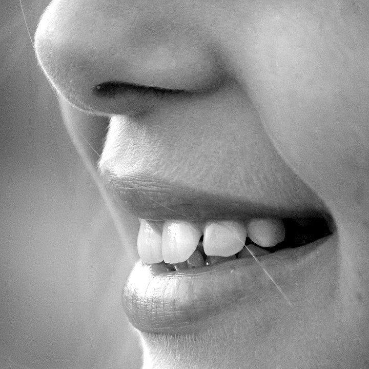 不只嚼槟榔，假牙也会造成口腔癌