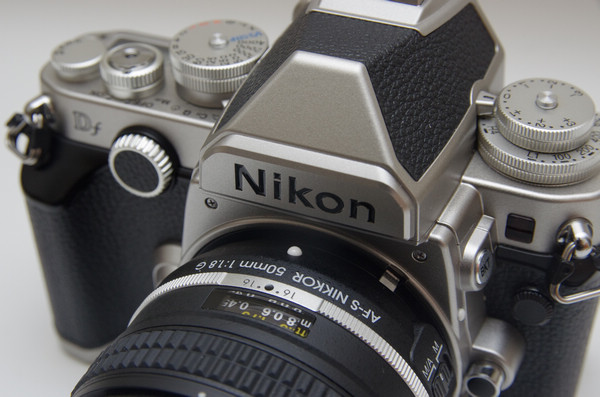 Nikon高级顾问：专业摄影师几乎没人在用Sony、Fujifilm跟Olympus，我的观察啦！