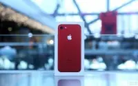近赏iPhone7红色特别版
