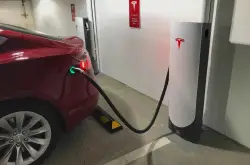 伡科技：Tesla新型充电站72kW独立供电可安装在室内