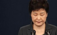 朴槿惠被曝违规用匿名手机与崔顺实通话联络