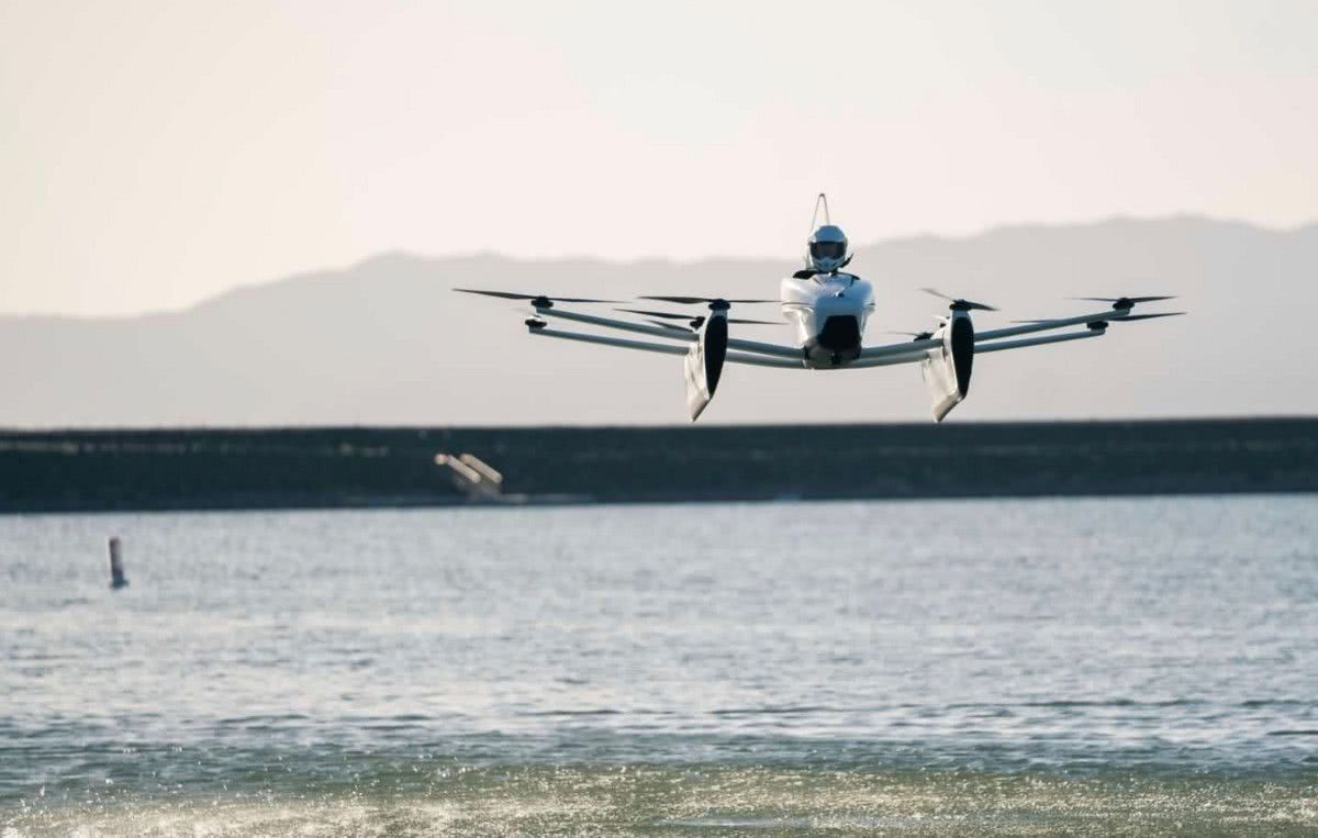 可水上起降 小型电动载人飞行器将迎来商用