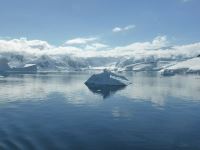 南极洲融冰近3兆公吨海平面上升8毫米