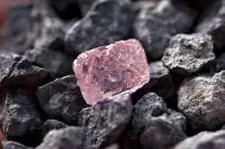 科学家发现地表之下藏有大量钻石 未来钻石或不再是稀缺物质
