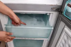 冰箱结冰太耗电？教你3招 让冰箱不结冰 学会后一年能省几百块