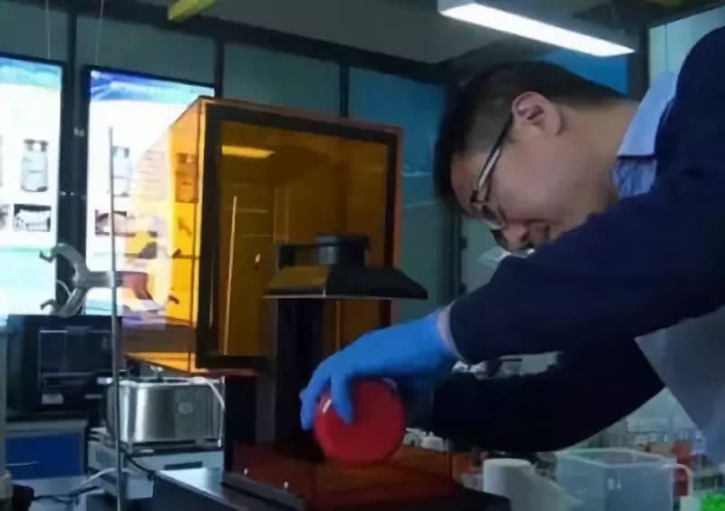 能耐300℃高温的墨水材料 这一次是中国领先了世界