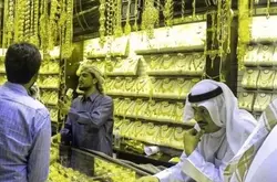 这是迪拜的黄金市场 政府担保没有假货 任何时候都存放有10吨黄金
