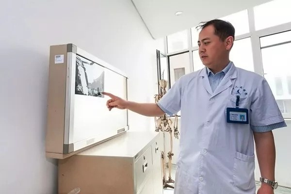 城阳人民医院利用3D打印技术成功为骨盆损伤18天的患者完成手术