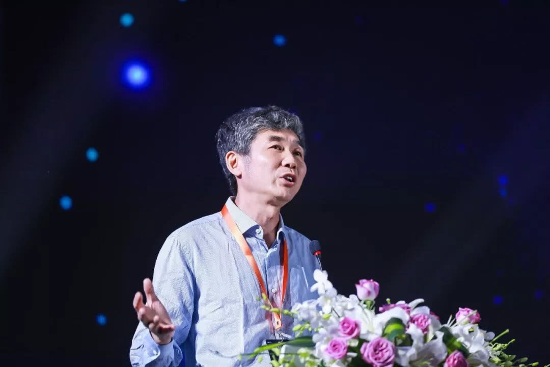 紫光集团联席总裁刁石京：IC业发展起来需要十年甚至三十年的努力