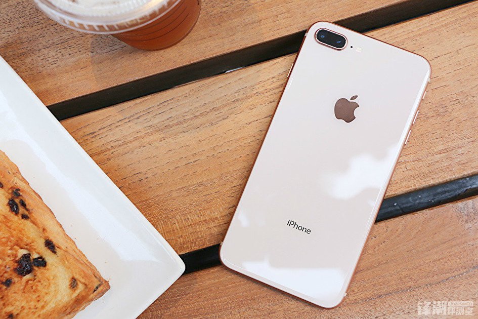苹果承认iPhone8制造缺陷 有问题赶紧换主板