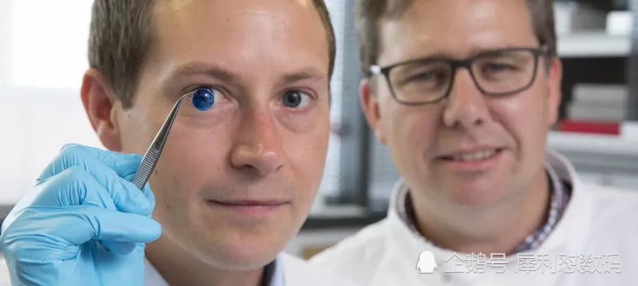 科学家用人类角膜细胞3D打印出更多人造角膜