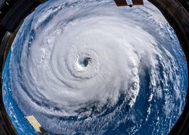 一生人一遇飓风佛罗伦斯袭击美国大西洋再有风暴