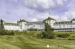 这是美国最豪华的酒店之一 已有116年历史 像一座欧洲城堡