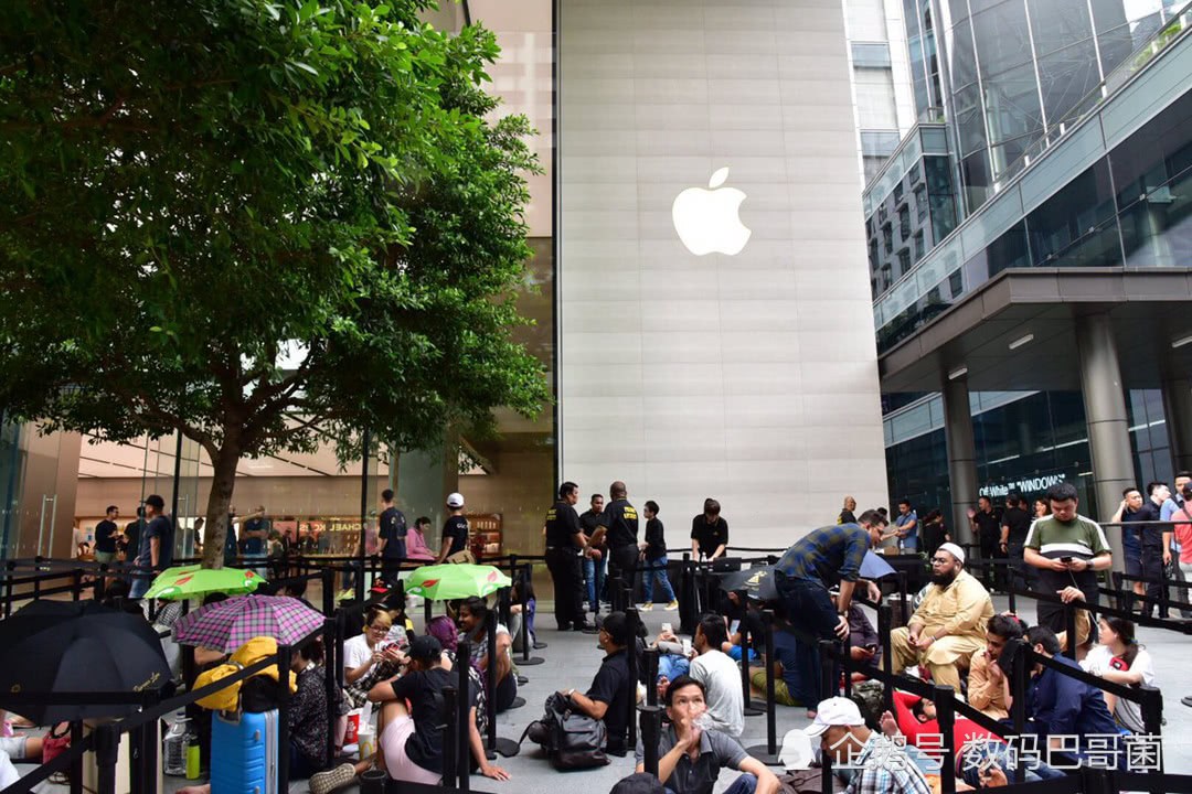 iPhoneXS今日发售：新加坡排队最疯狂澳大利亚冷清