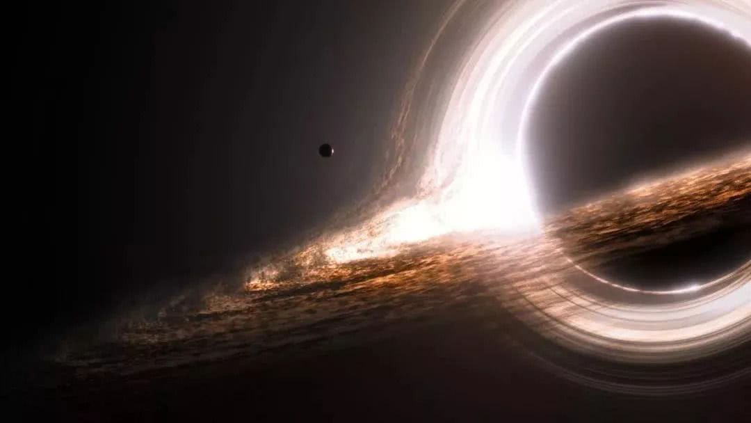 第一次发现物质以30％的光速坠入黑洞