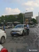 长沙公安回应“交警在火车站守株待兔执法”：自媒体恶意中伤