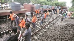 印度升级铁路招工9万 2800万人应聘凸显就业难题