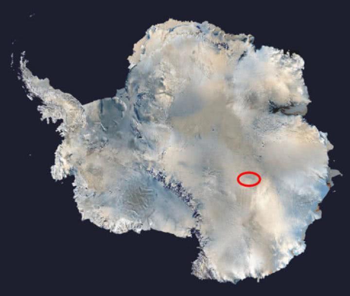 南极出现一个神秘湖泊 温度低于零度却不结冰 引科学家纷纷探索