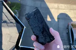 用密封胶为iPhoneXS做一个手机壳跌落测试能否存活