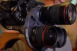 摄影师自行研发，3 头转盘换镜超高速