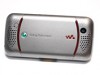 海啸价 $1,380 开售：SE W395 Walkman 手机