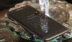 三星将要用到的这个新技术 可以让 Galaxy S8 屏幕不再怕被指纹弄脏