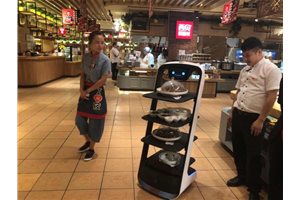 “欢乐送”送餐机器人落地西贝莜面村，中式餐…